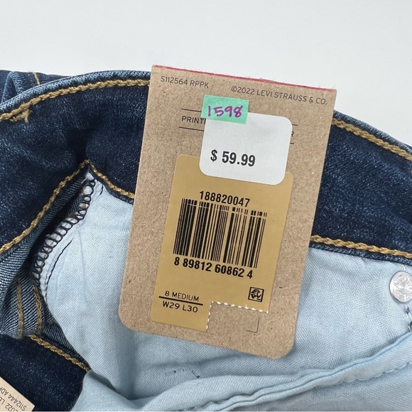 Size 29x30 Women’s Levi’s Jeans #1598 - Picture 6 of 13